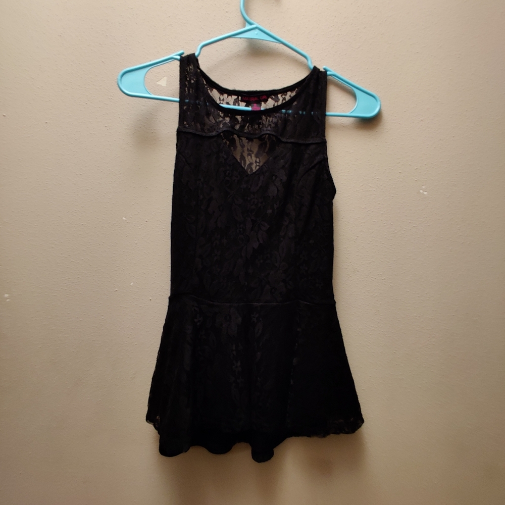Black Lace Sleeveless Top Size M
